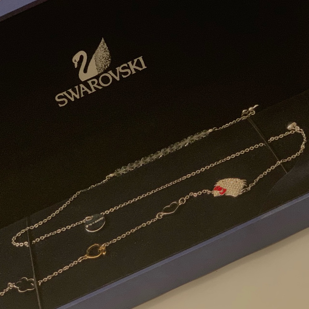 Swarovski Hello Kitty Pendant Necklace 🎄🤩